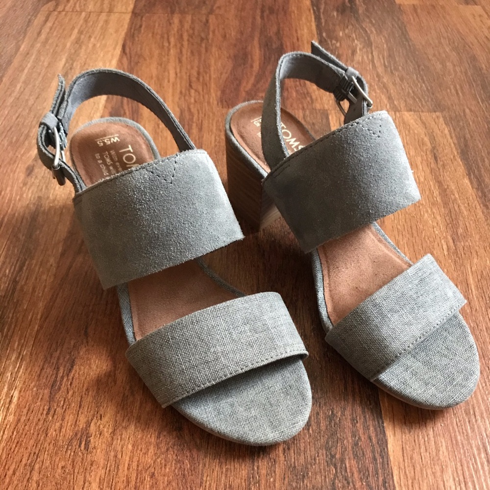 Never Worn Toms Heels